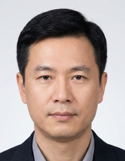 Biometrically cropped ID photo of a middle-aged man.